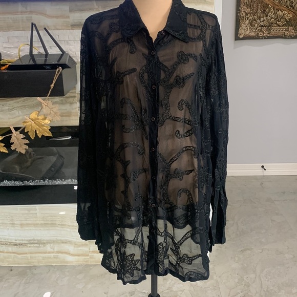 Avenue Women’s Black Sheer Embroidered Floral Tunic‎ Size 18/20 (324) - Picture 1 of 10
